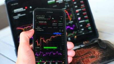 【DXコラム】​​AIの予測分析: 株価やtotoの未来を読む
