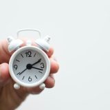 【DXコラム】議事録の意義を再定義、なぜ議事録に時間をかけるのか？かかるのか？