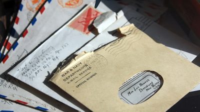 【DXコラム】郵便料金値上げを機に見直す。紙文化とデジタル化の分かれ道